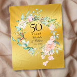 50e Golden Wedding Jubileum Floral Gold Foil Fleece Deken<br><div class="desc">Met een delicate waterverf bloemkool op een gouden folie achtergrond,  kan deze botanische vlinderjarige trouwdag,  fleece deken,  gepersonaliseerd worden met je speciale verjaardagsinformatie in elegante typografie. Ontworpen door: Thisnotme©</div>