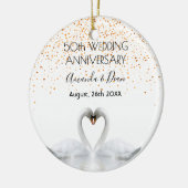 50e gouden trouwdag witte zwanen keramisch ornament (Links)