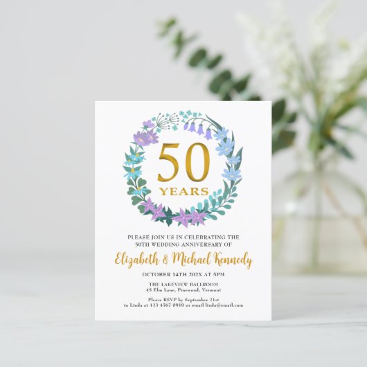 50e Jubileum Golden Floral Wreath Invitation (Staand voorkant)