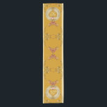 50e Jubileum voor bruiloft Korte Tafelloper<br><div class="desc">Op zoek naar de juiste 50ste of 1ste trouwjubileumloper? Dan misschien een mooie,  goudkleurige oker,   hart herhalen,  en edelsteen graphic zal alleen maar het ding zijn om ze beiden te geven!</div>