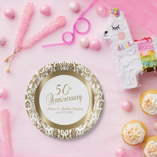 50e Jubileum voor het weddenschap met de Golden Papieren Bordje (Feest)