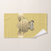 50e Jubileum voor weddenschappen Golden Claddaugh Bad Handdoek (Handdoek)