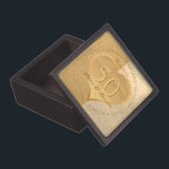 50e Jubileum voor weddenschappen Golden Heart Meda Premium Bewaar Doosje<br><div class="desc">Dus dit is om hart en ziel in je cadeaudoos voor je verjaardag te steken. Een gouden hart voor degenen die je liefhebt en allemaal voor hun 50ste trouwdag! :)</div>