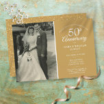 50e Jubileum Wedding Photo Gold Heart Confetti Kaart<br><div class="desc">Pas je favoriete trouwfoto aan met je speciale 50e gouden trouwdag-feestelijke details op een gouden achtergrond in witte kerkelijke typografie. Het omgekeerde kenmerkt de gouden liefde hartenconfetti. Ontworpen door: Thisnotme©</div>