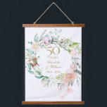 50e Rozen van het Jubileum van de Golden Wedding F Hangend Wandkleed<br><div class="desc">Deze botanische 50e trouwdag is een delicate waterverf bloemtuin en kan gepersonaliseerd worden met je speciale gouden verjaardagsdetails in elegante typografie. Ontworpen door: Thisnotme©</div>