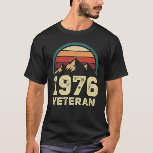 50e Verjaardag 1976 Retro Bergen Zonneschijn Vinta T-shirt