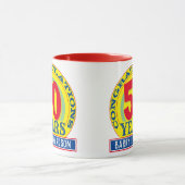 50e verjaardag 50 jaar vieren met naam mok (Midden)