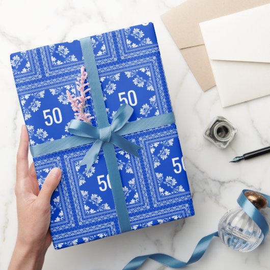 50e verjaardag Blauwe Bandana Cadeaupapier (Geschenken)