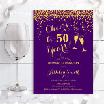 50e verjaardag - Cheers tot 50 jaar Gold Paars Kaart<br><div class="desc">50e uitnodiging van de verjaardag. Cheers tot 50 jaar! Elegant design in paars en goud. Met champagnebril,  scriptlettertype en confetti. Ideaal voor een stijlvol vijftigjarig feest. Pas je eigen gegevens aan. Kan op elke leeftijd aan show worden aangepast.</div>