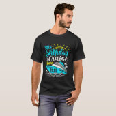50e verjaardag cruise 2025 Squad Vakantie reis Mat T-shirt (Voorkant volledig)