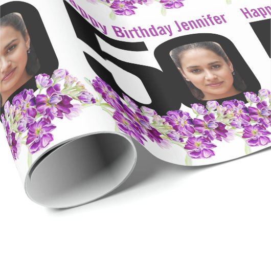 50e Verjaardag foto leuk mono en paarse bloemen Cadeaupapier (Rol Hoek)