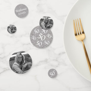 50e verjaardag foto zilveren glitter tafel confetti