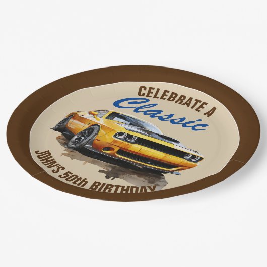 50e verjaardag klassieke gele spier auto papieren bordje (Gekanteld)