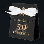 50e verjaardag Luxury Golden Flowers Elegant Class Bedankdoosjes<br><div class="desc">Luxueus floreel ornament met naam en leeftijd om je te personaliseren voor kerkelijke verjaardagsfeestjes. Belangrijkste kleuren van deze sjabloon: zwart,  wit en goud (er worden regelmatige inkten gebruikt,  niet metalen).</div>