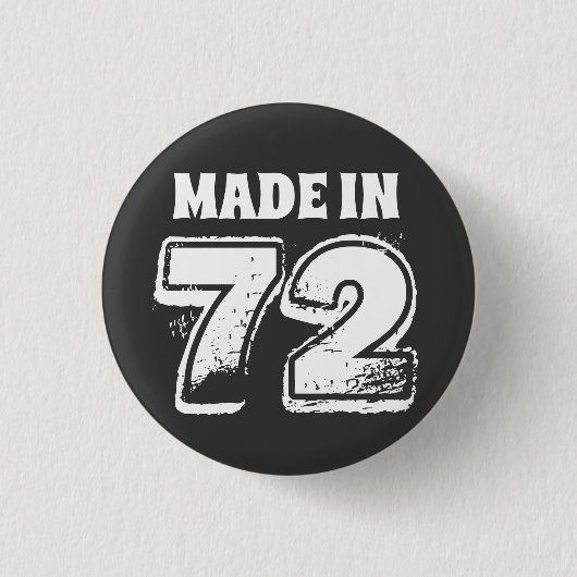 50e verjaardag Made in 72 Typografie Black Button (Voorkant)