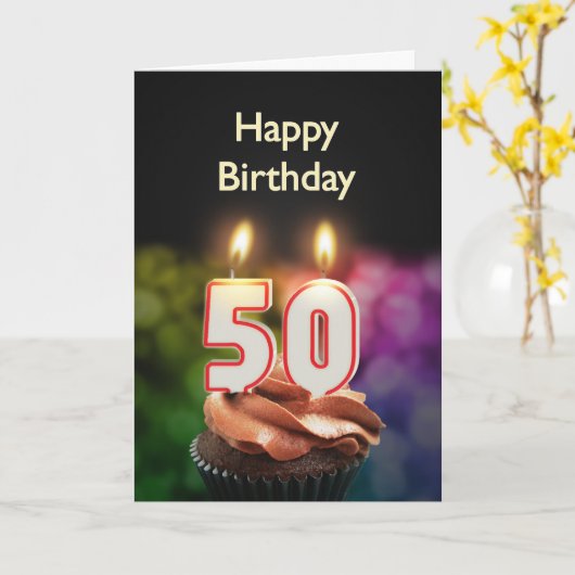 50e verjaardag met cake en kaarsen kaart (Gele Bloem)