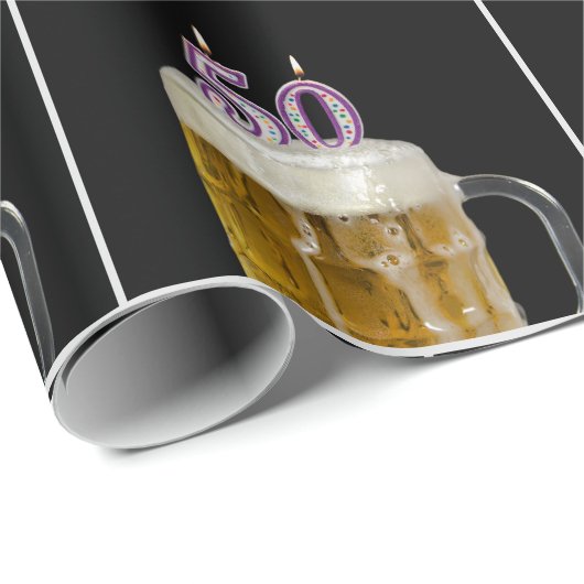 50e verjaardag Mok bier met kaarsen Cadeaupapier (Rol Hoek)