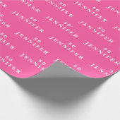 50e verjaardag Party Naam Hot Pink Modern Patroon Cadeaupapier (Hoek)
