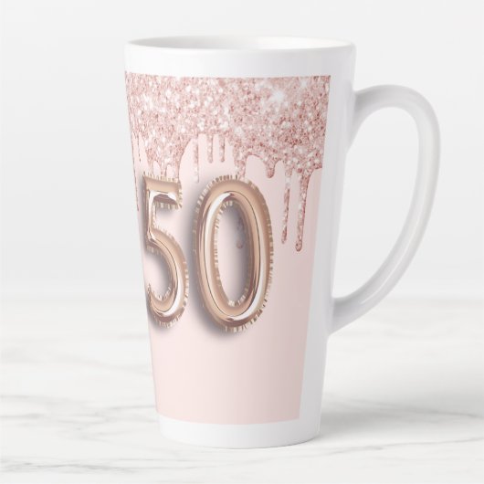 50e verjaardag roos gouden glitter druppels roze f latte mok (Rechts)