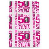 50e verjaardag roze blik 50 douanefoto naam medium cadeauzakje (Voorkant)