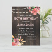 50e verjaardag Rustic Wood Pink Flower Invitation Kaart (Staand voorkant)