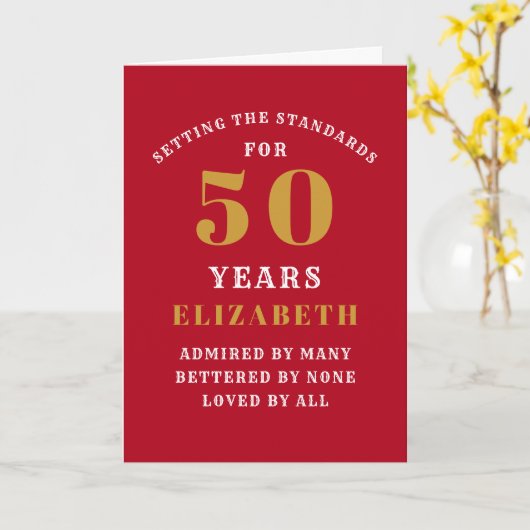 50e verjaardag Standaarden Rood Goud Voeg uw naam  Kaart (Gele Bloem)