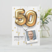 50e verjaardag Uitnodiging voor volwassen gouden b (Staand voorkant)