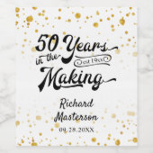 50e Verjaardag Zwart Goud Confetti Retro Script Wijn Etiket (Enkel label)