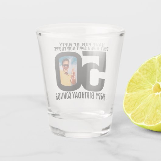 50e verjaardag zwart wit foto grappig geschoten gl shot glas (Achterkant)