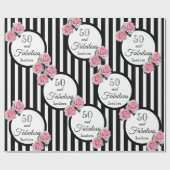 50e verjaardag zwart witte strepen roze bloemen cadeaupapier (Vlak)