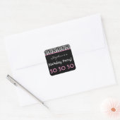50e verjaardagsfeestje Zebra met roze aangepaste n Vierkante Sticker (Envelop)