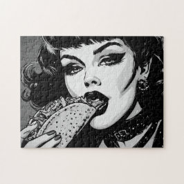 50s BW Grafische Stijl Goth Meisje Eet een Taco Legpuzzel