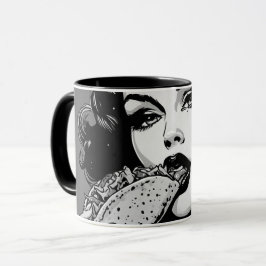 50s BW Grafische Stijl Goth Meisje Eet een Taco Mok