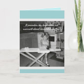  '50s Meisje Strijken Happy Birthday Kaart (Voorkant)