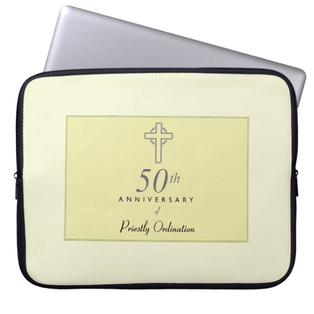 50ste Jubileum van de priester met ingegraveerd kr Laptop Sleeve (Voorkant)