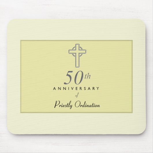 50ste Jubileum van de priester met ingegraveerd kr Muismat (Voorkant)