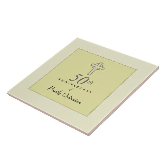 50ste Jubileum van de priester met ingegraveerd kr Tegeltje (Zijkant)