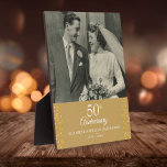 50ste Jubileum voor weddenschappen - Golden Love H Fotoplaat<br><div class="desc">Een prachtige 50e gouden trouwdag met een gouden liefde hartenbekentenis. Personaliseer me met een speciale trouwfoto en verjaardagsdetails die in klassieke typografie worden geplaatst. Ontworpen door: Thisnotme©</div>