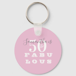 50ste verjaardag 50 fabulous roze grijs sleutelhanger