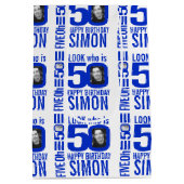 50ste verjaardag blauwe look 50 aangepaste foto na medium cadeauzakje (Achterkant)