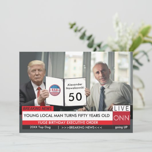 50ste verjaardag 🎙️ Mannen Funny Trump TV Nieuws  Kaart (Staand voorkant)