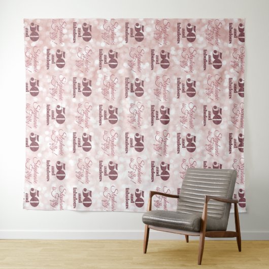 50ste Verjaardag Modern Elegante Roze Gouden Feest Wandkleed (In Situ (horizontaal))