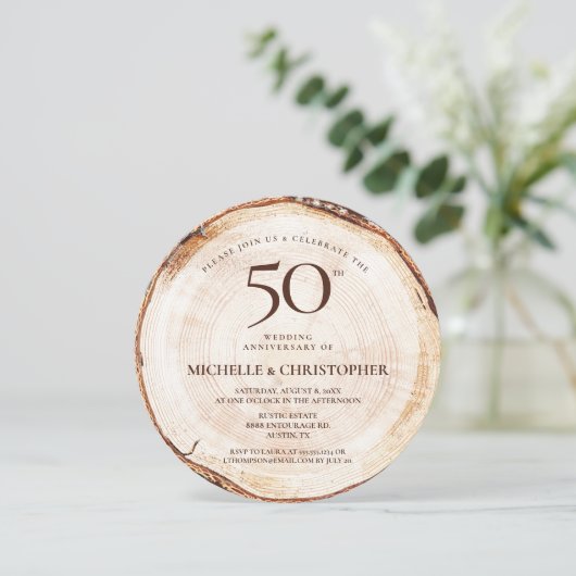 50ste verjaardag Rustic Bruiloft Sjabloon Kaart (Staand voorkant)