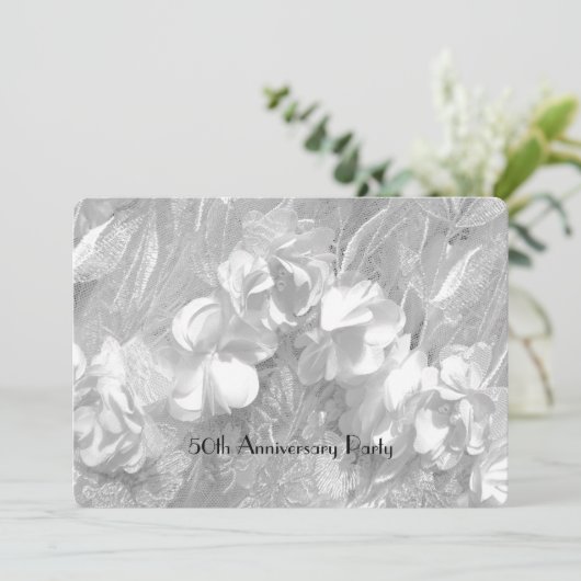 50ste verjaardagsfeest Elegant Wit Bloemmotief Kan Kaart (Staand voorkant)