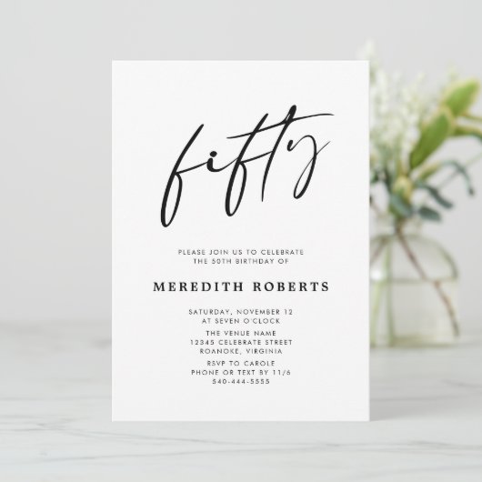 50th Birthday Chic Modern Script Minimalist Party Kaart (Staand voorkant)