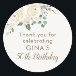 50th Birthday Dreamweaver White Floral Favor Stick Ronde Sticker<br><div class="desc">Gepersonaliseerde 50e verjaardagsstickers met droomwitte bloem en bladeren. Deze stickers kunnen gepersonaliseerd worden voor elke verjaardag!</div>