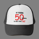 50th Birthday Gag Gifts Pet voor Mannen<br><div class="desc">Dit grappige cadeau voor een 50ste verjaardag is een pet met de tekst: "Het duurde 50 jaar om dit pet te bemachtigen." Dit is een geweldig pet voor de man die een goed gevoel voor humor heeft en voor iedereen die op zoek is naar 50e verjaardagscadeau-ideeën. Copyright Kathy Henis</div>