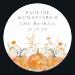 50th Birthday Pumpkin Wildflower Custom Favor Ronde Sticker<br><div class="desc">Herfst pompoenen zijn genesteld in delicate goudgele en oranje wilde bloemen aan creëer een elegante esthetiek. Alle tekst is bewerkbaar,  zodat u eenvoudig uw eigen speciale stemming kunt maken.</div>