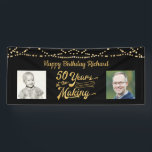 50th Birthday Zwart Goud String Lights Foto's Spandoek<br><div class="desc">Show Vier een 50ste verjaardag met dit zwarte en gouden feestbanner bord met snaarlampen met een retro typografie titelontwerp van 50 JAAR IN DE MAAK dat hun geboortejaar als onderdeel van het ontwerp, 2 foto's (leuk om Toen en Nu foto's op te nemen) en uw gepersonaliseerde aangepaste bericht (de voorbeeldfoto's...</div>