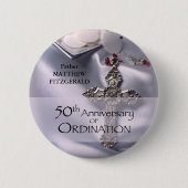 50th Custom Name Ordination Jubileum Chalice Ronde Button 5,7 Cm (Voorkant)